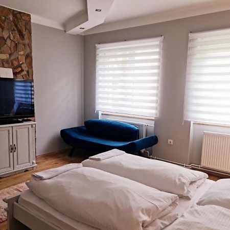 Huerrem Apartman Еґер Екстер'єр фото