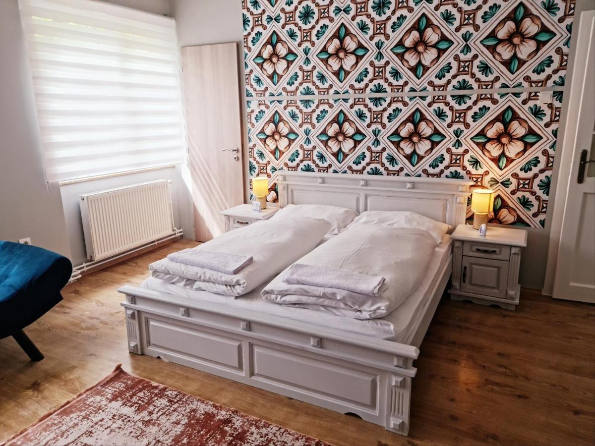Huerrem Apartman Еґер Екстер'єр фото